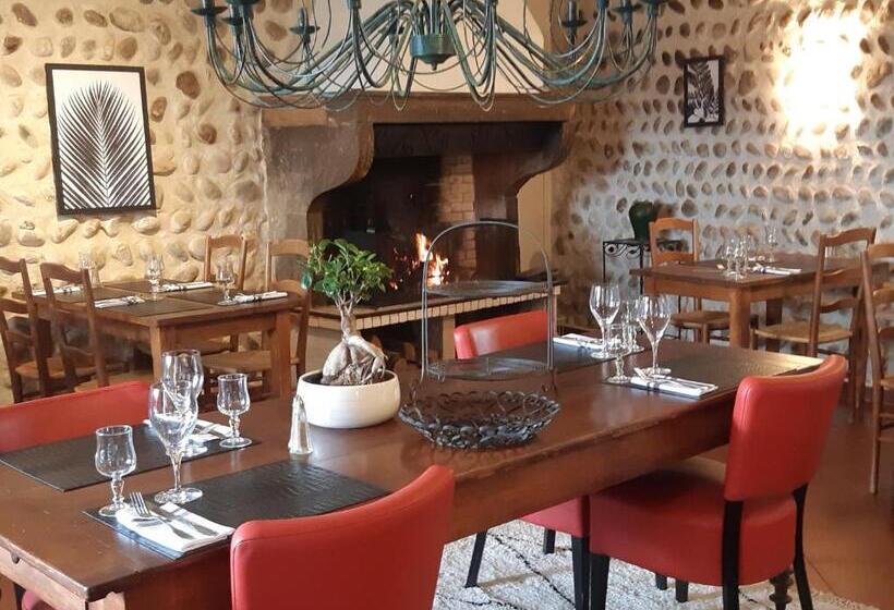 Отель L'auberge Des Collines