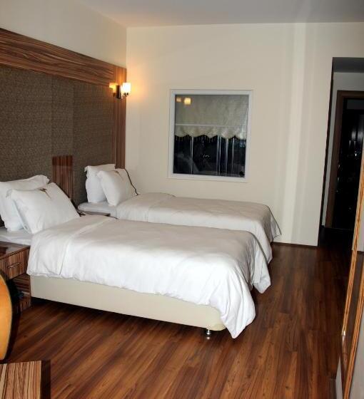 هتل Tehran Boutique