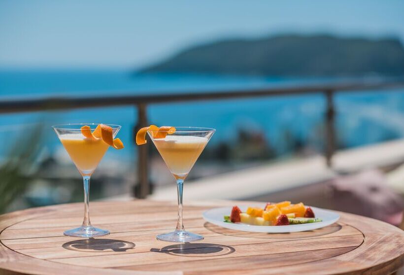 ホテル Iberostar Waves Slavija