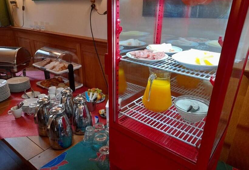 ホテル Bed & Breakfast De Poffert