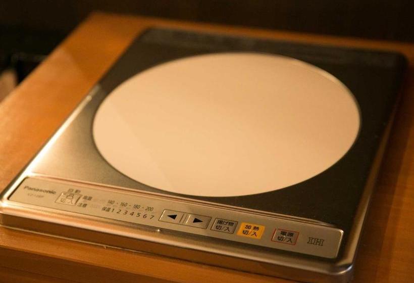 The Wardrobe Hostel Tree Otemachi