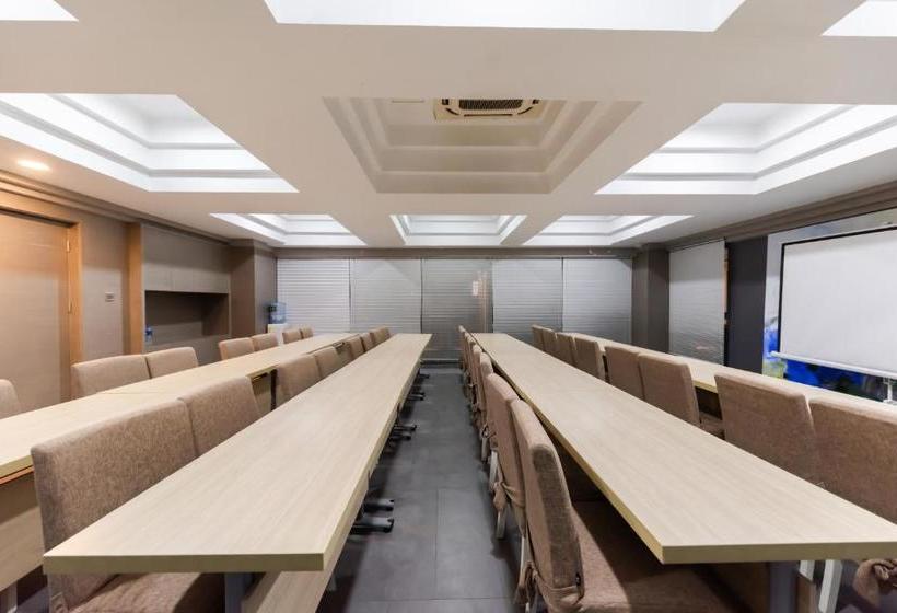 فندق Ibis Styles Suzhou Nanmen Metro Station