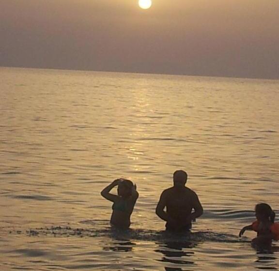 پانسیون In Centros Vicino Cefalu Selfchekin
