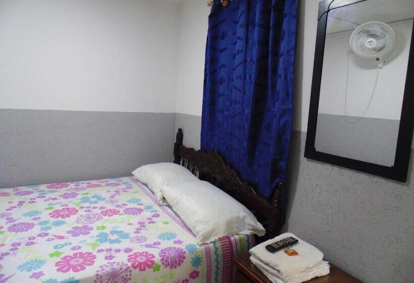 هتل Ciudad Señora Buga