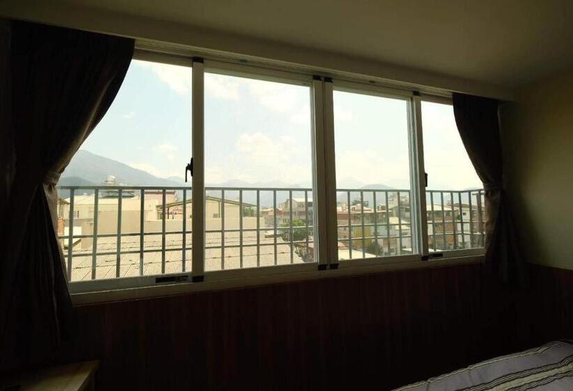 پانسیون 埔里金宿&車站旁邊