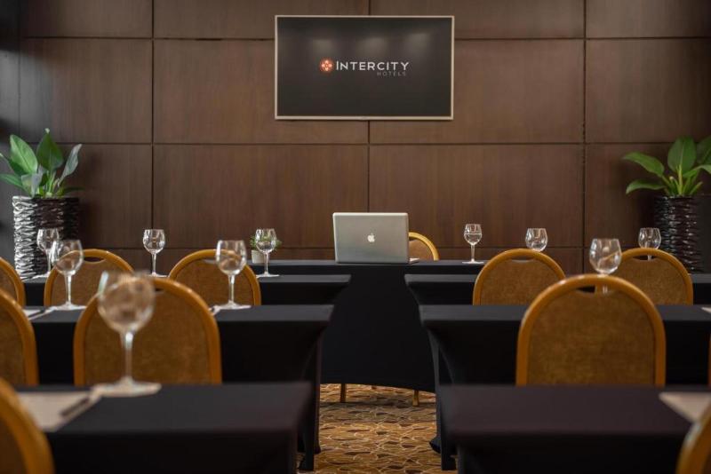 ホテル Intercity Itupeva