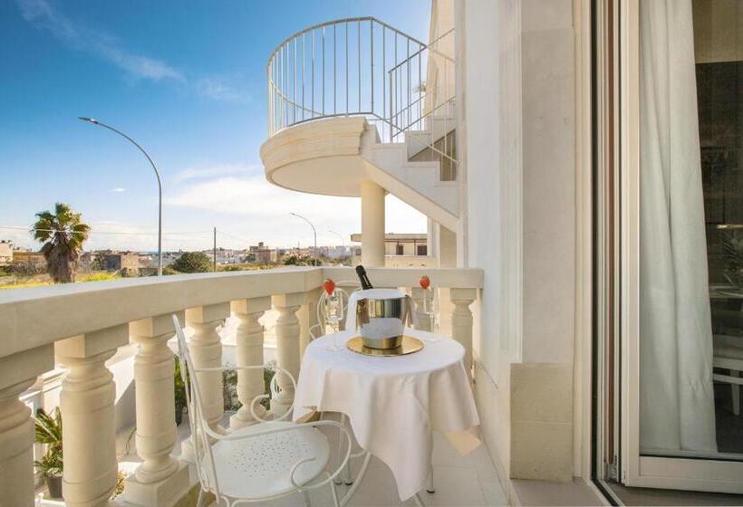 Bed and Breakfast Acquaviva Suites