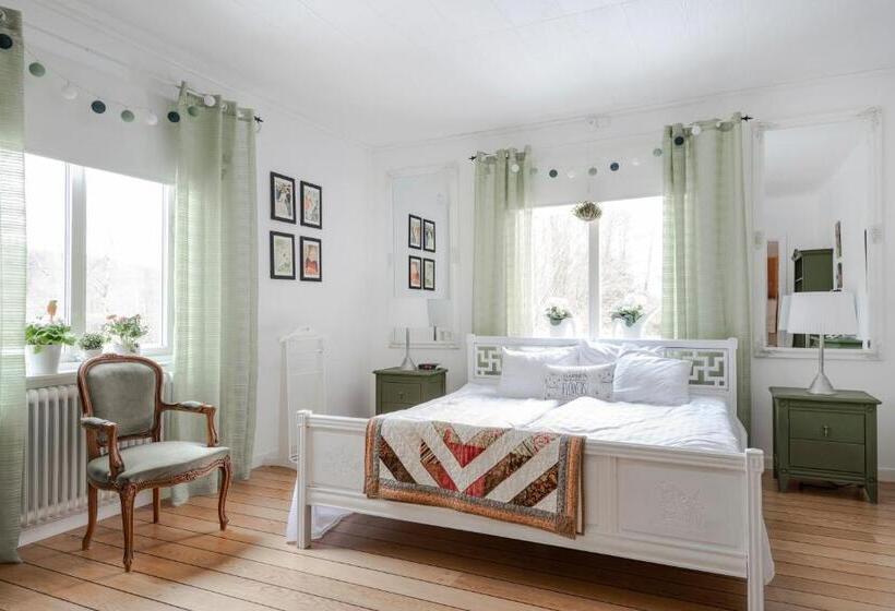تختخواب و صبحانه Villa Ekegården
