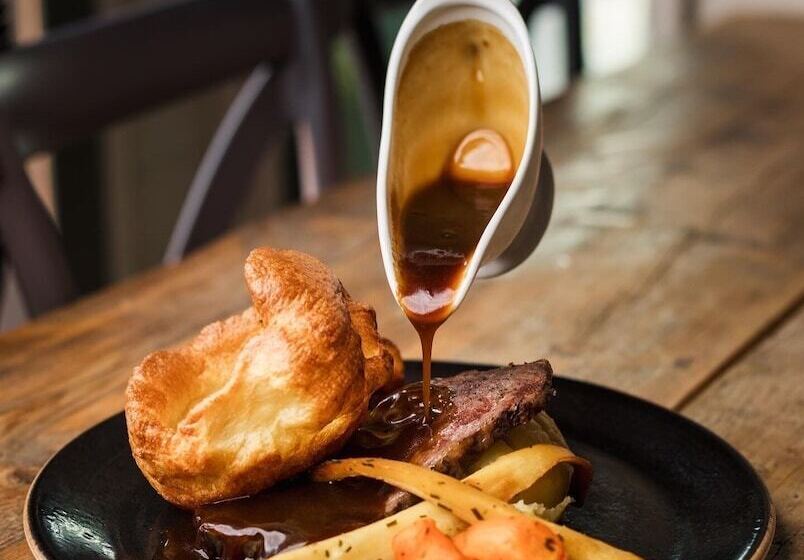 فندق The Olde Ship Inn