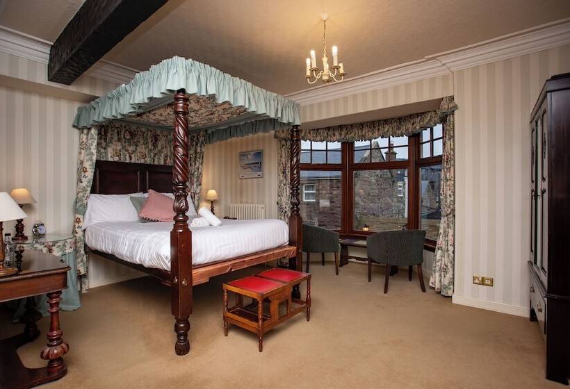 فندق The Olde Ship Inn