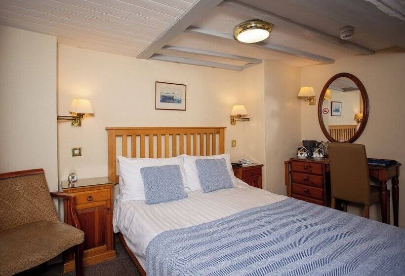 فندق The Olde Ship Inn