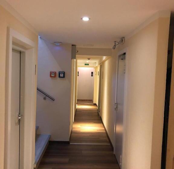 پانسیون Center Rooms Villach