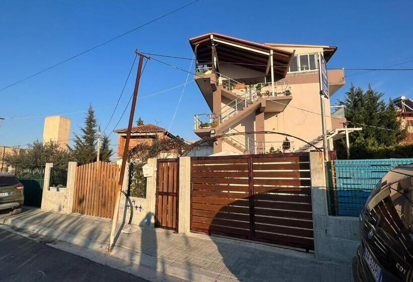 پانسیون Anel Suites