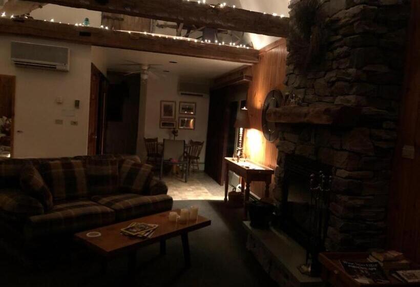 Hillside Farm B & B