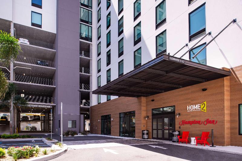 בית מלון כפרי Home2 Suites By Hilton Tampa Downtown Channel District