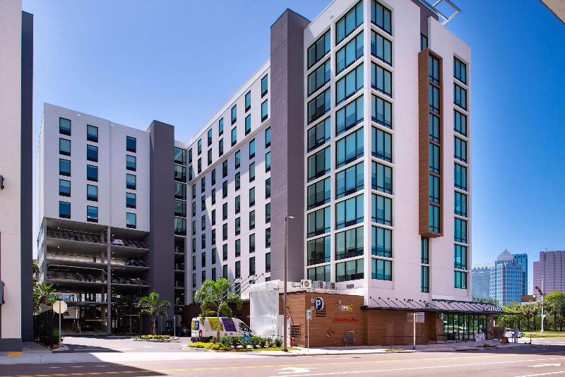 בית מלון כפרי Home2 Suites By Hilton Tampa Downtown Channel District