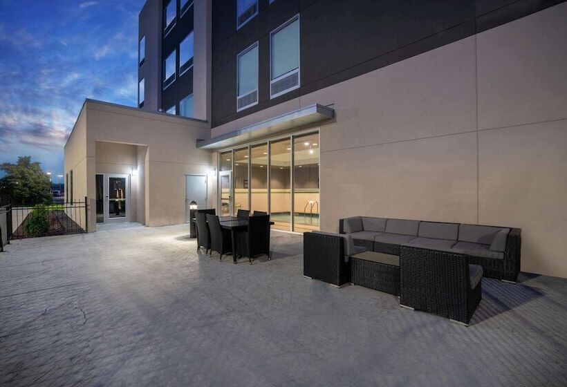 فندق La Quinta By Wyndham West Memphis