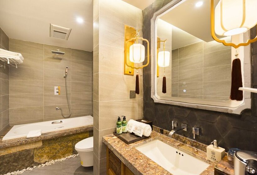 هتل Lijiang Zen Garden