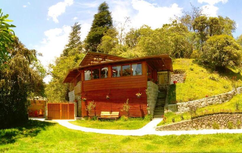 تختخواب و صبحانه Finca Petrona