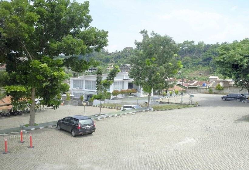 هتل Kuraya Residence Lampung