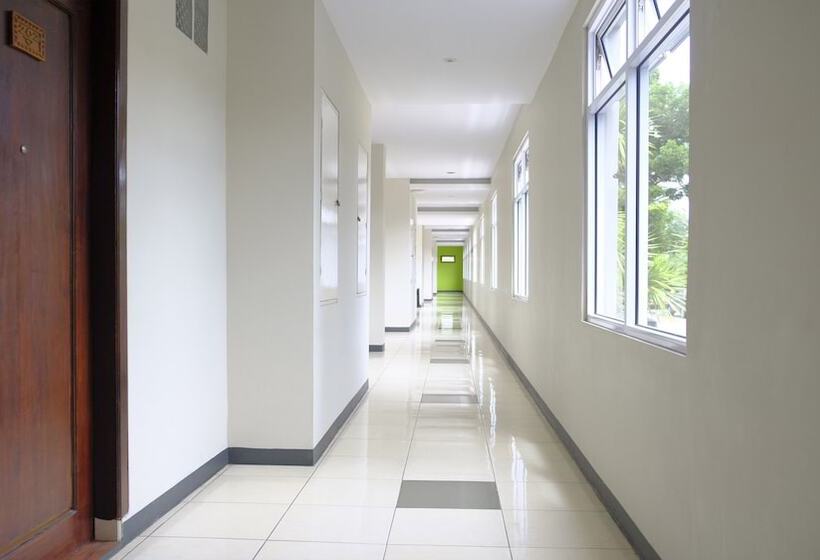 هتل Kuraya Residence Lampung