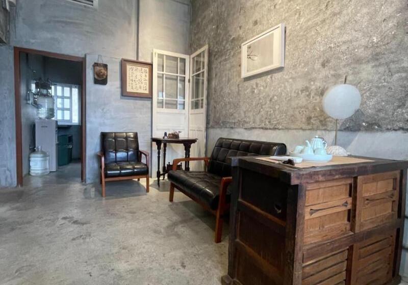 Shen Nong Village   Hostel