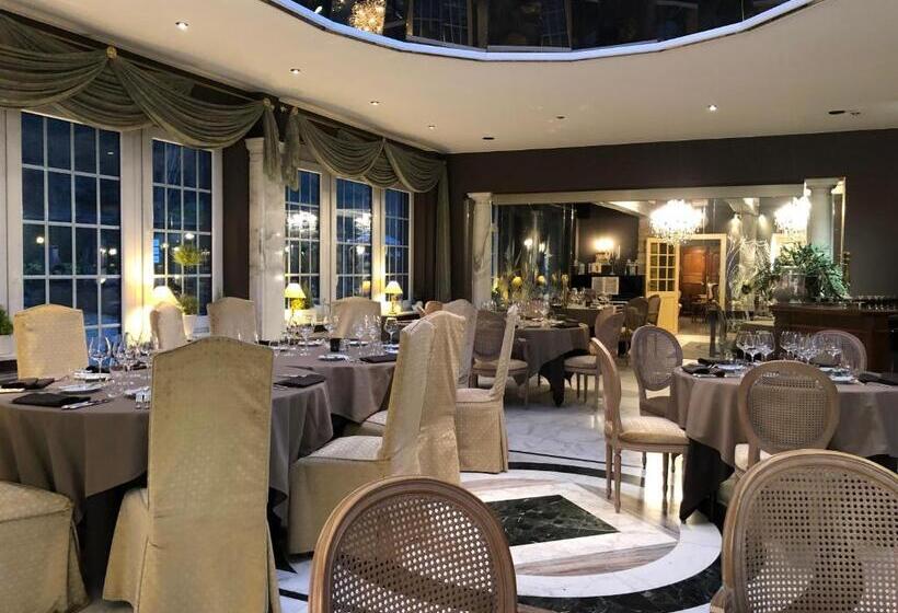 فندق Hostellerie De La Chapelle