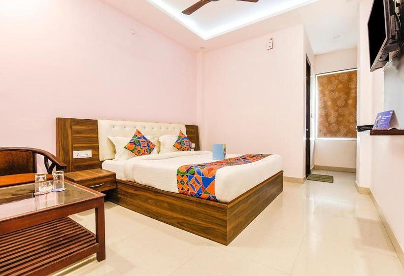 ホテル Fab Heaven Grand