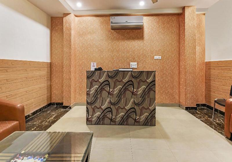 Fotos del hotel Silverkey Executive Stays 19389 Divine Inn:  11