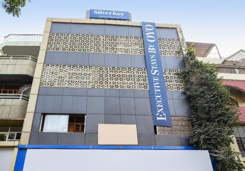 Fotos del hotel Silverkey Executive Stays 19389 Divine Inn:  14