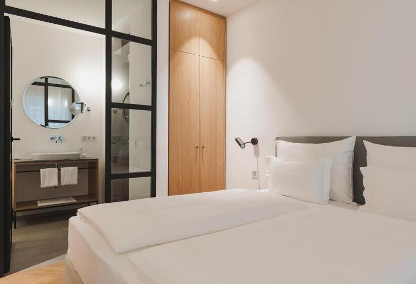 Kuntino Suites