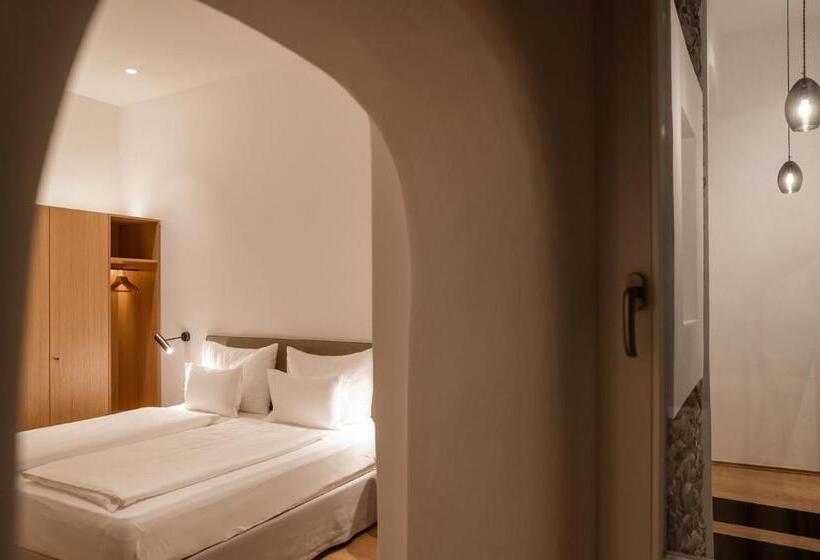 Kuntino Suites
