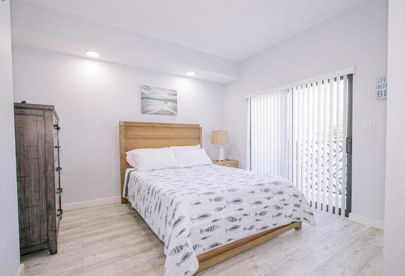 فندق Vistalmar Beach Resort