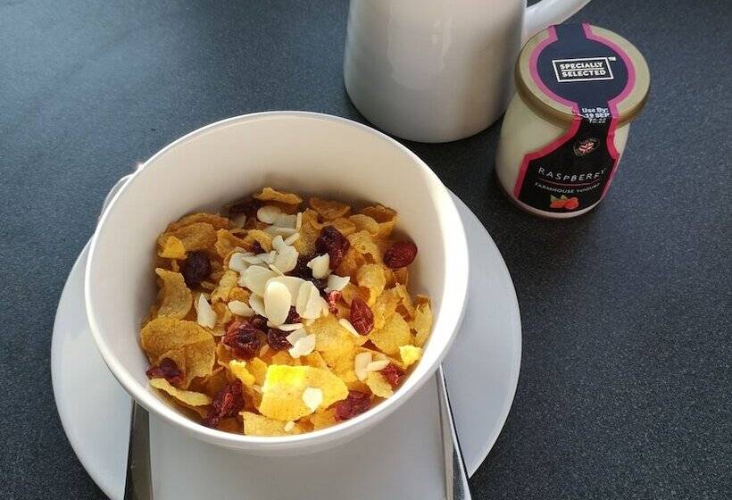 צימר Chimneys Guest House