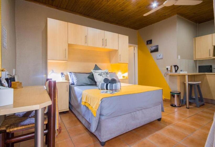 פנסיון Marle  Lodge