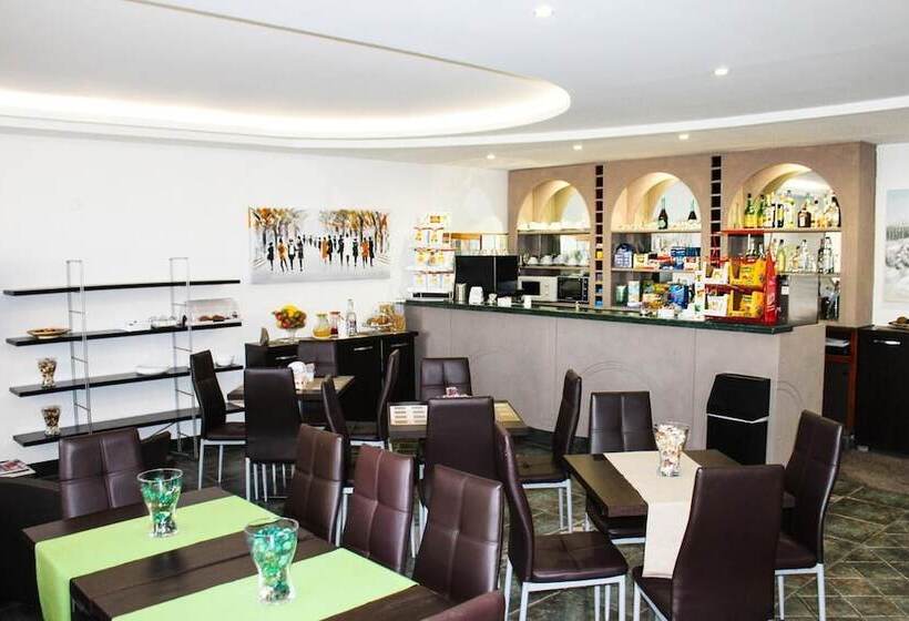 בית מלון כפרי Cesirja