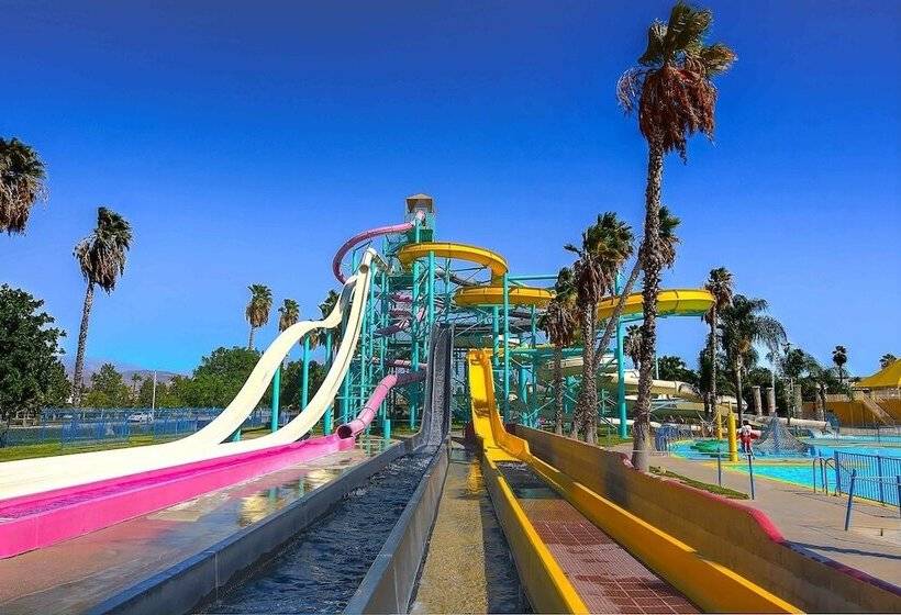 호텔 Holiday Inn Express & Suites   Moreno Valley   Riverside, An Ihg