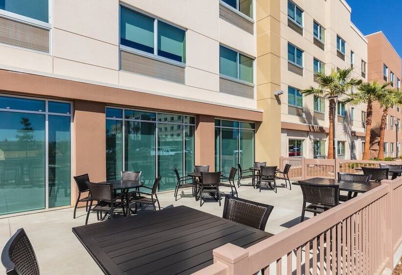 호텔 Holiday Inn Express & Suites   Moreno Valley   Riverside, An Ihg