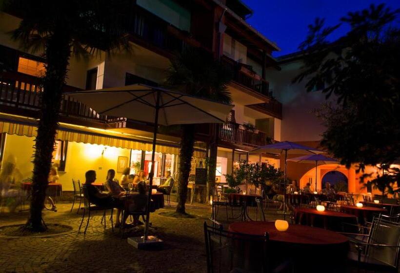 בית מלון כפרי Weingut Klosterhof