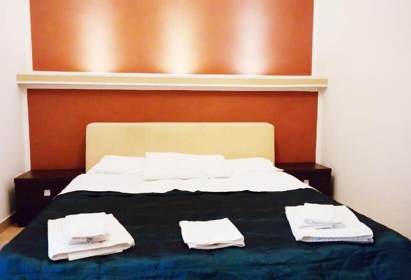 تختخواب و صبحانه Fourseasons