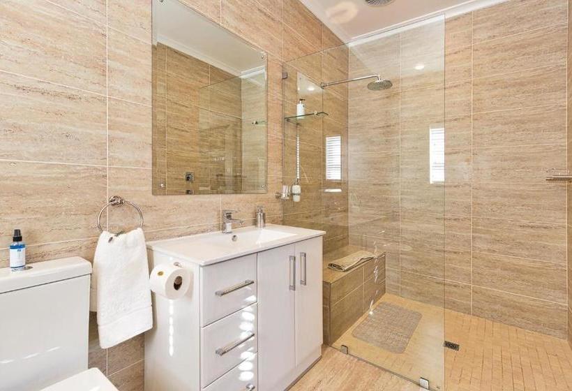 تختخواب و صبحانه Sunnyside Guesthouse