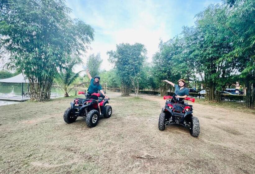 بنسيون Dbambookamp Desa Wisata Ekang