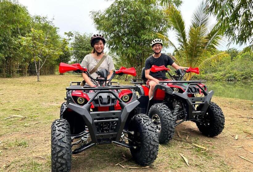 بنسيون Dbambookamp Desa Wisata Ekang