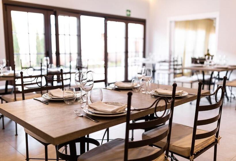 בית מלון כפרי La Bodega De Quintin