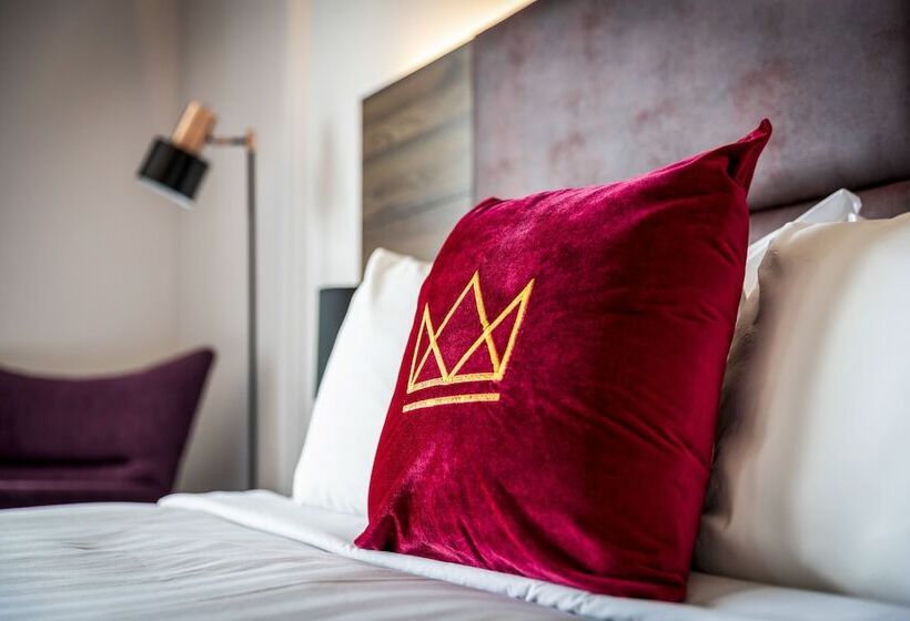 هتل Marsden Suites Albany