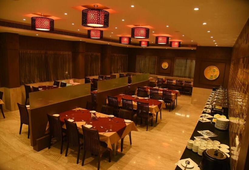 فندق Rathna Residency