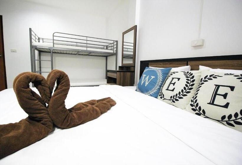 Wee Hostel