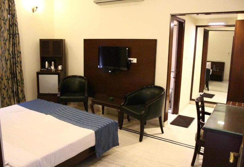 Отель Patiala Retreat Luxury S