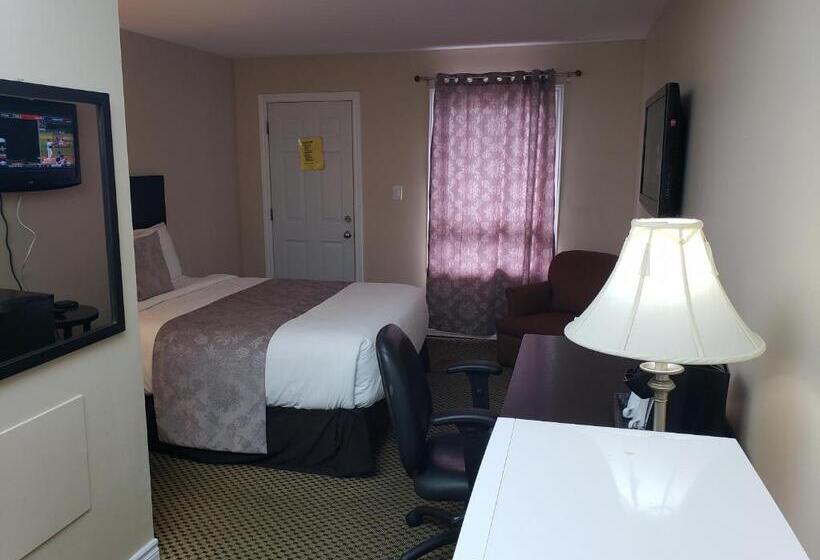Отель Regency Inn & Suites