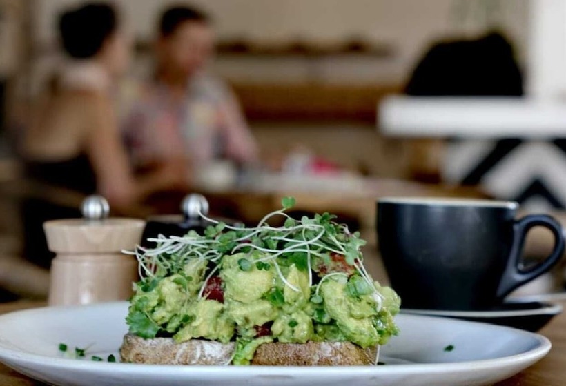 هتل The Junction Boutique